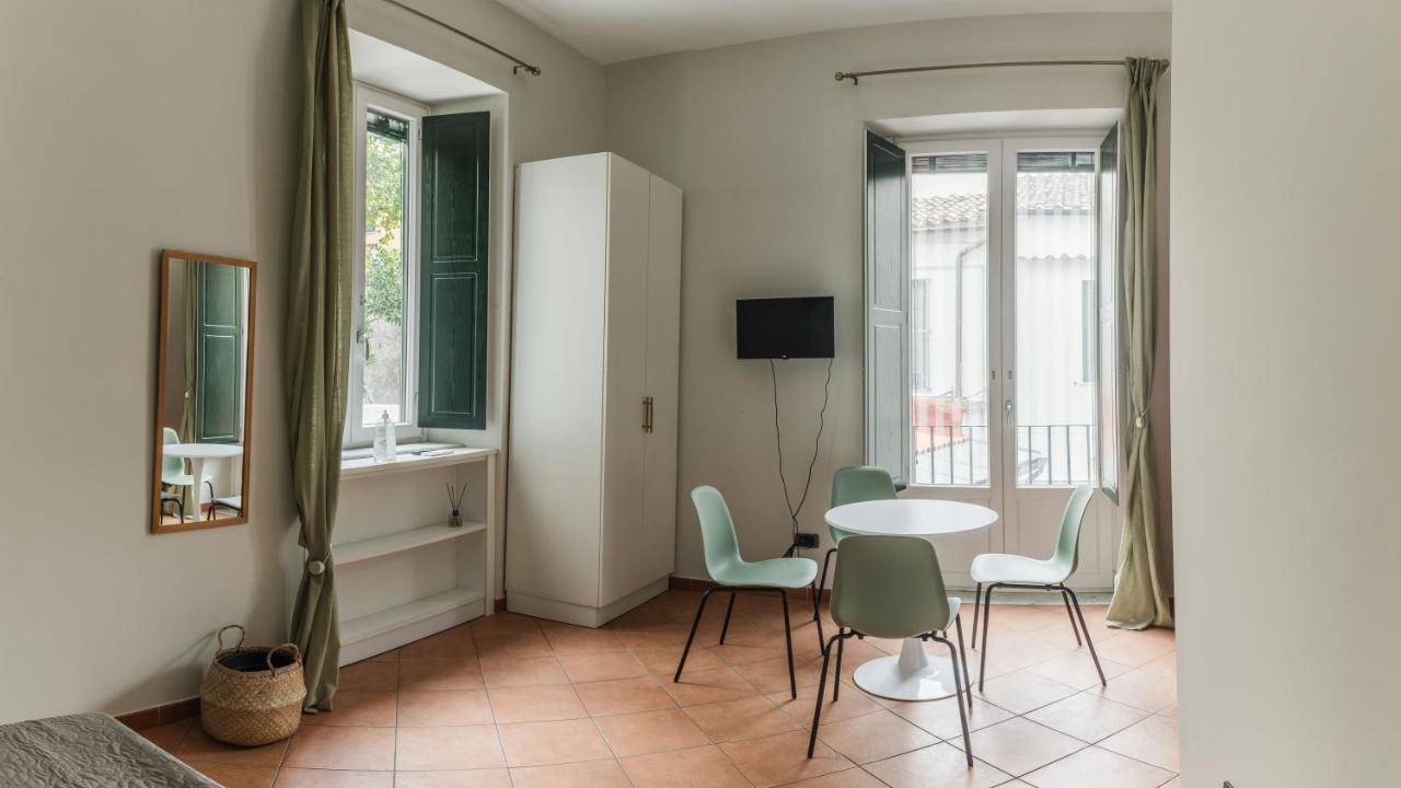 Hippocratica Apartment Салерно Екстериор снимка
